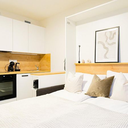 Mymozart Apartments Prague By Rentero Property Eksteriør bilde