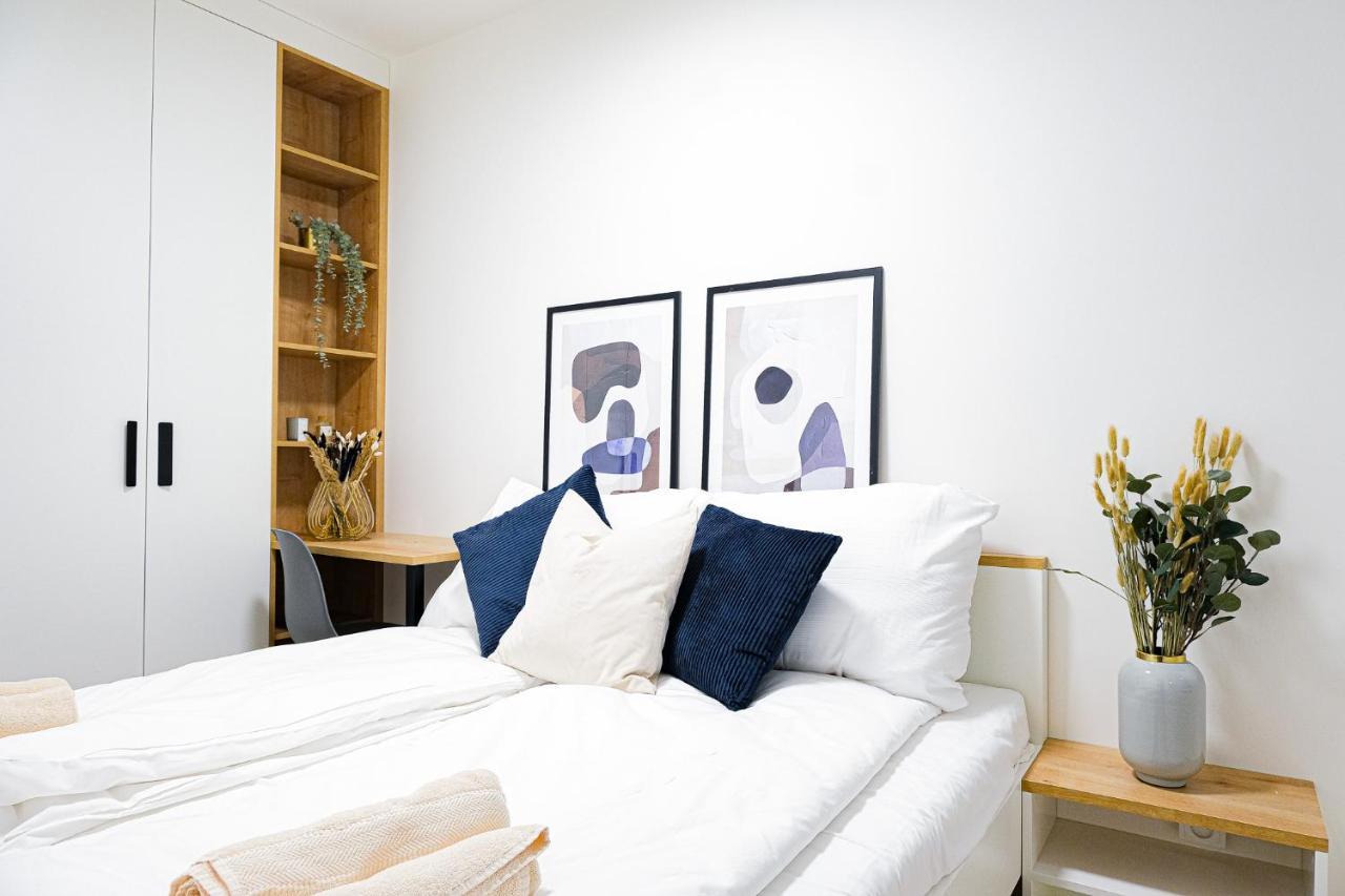 Mymozart Apartments Prague By Rentero Property Eksteriør bilde