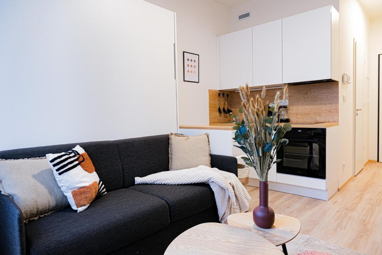 Mymozart Apartments Prague By Rentero Property Eksteriør bilde